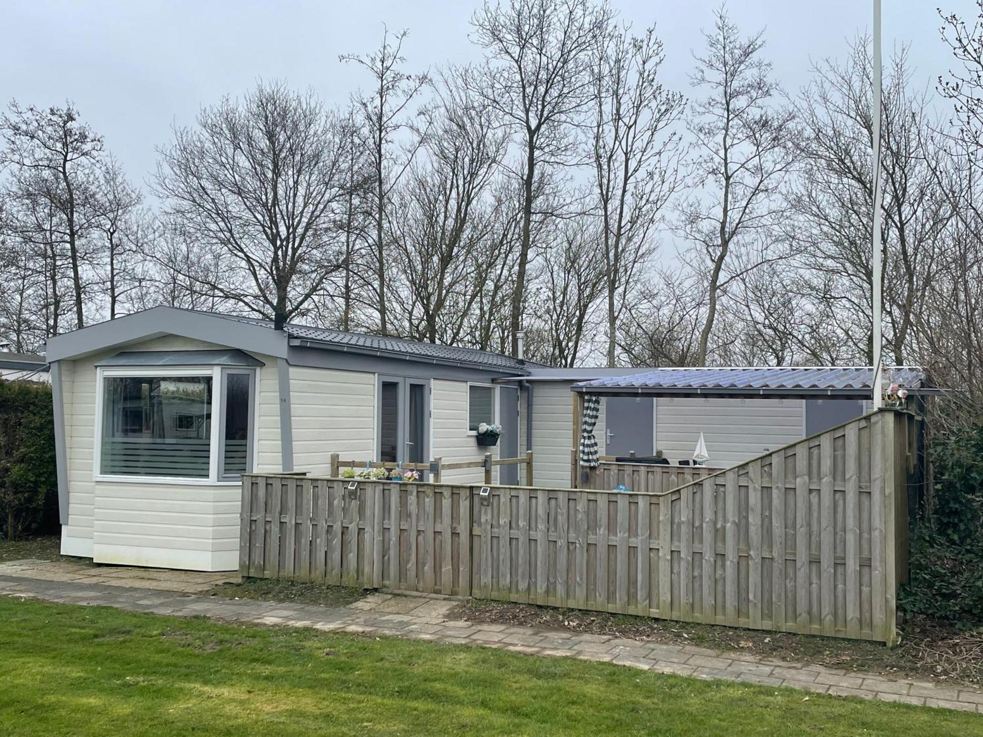 Luxe Chalet Friesland I14 - 5 Pers Westergeest Bagian luar foto