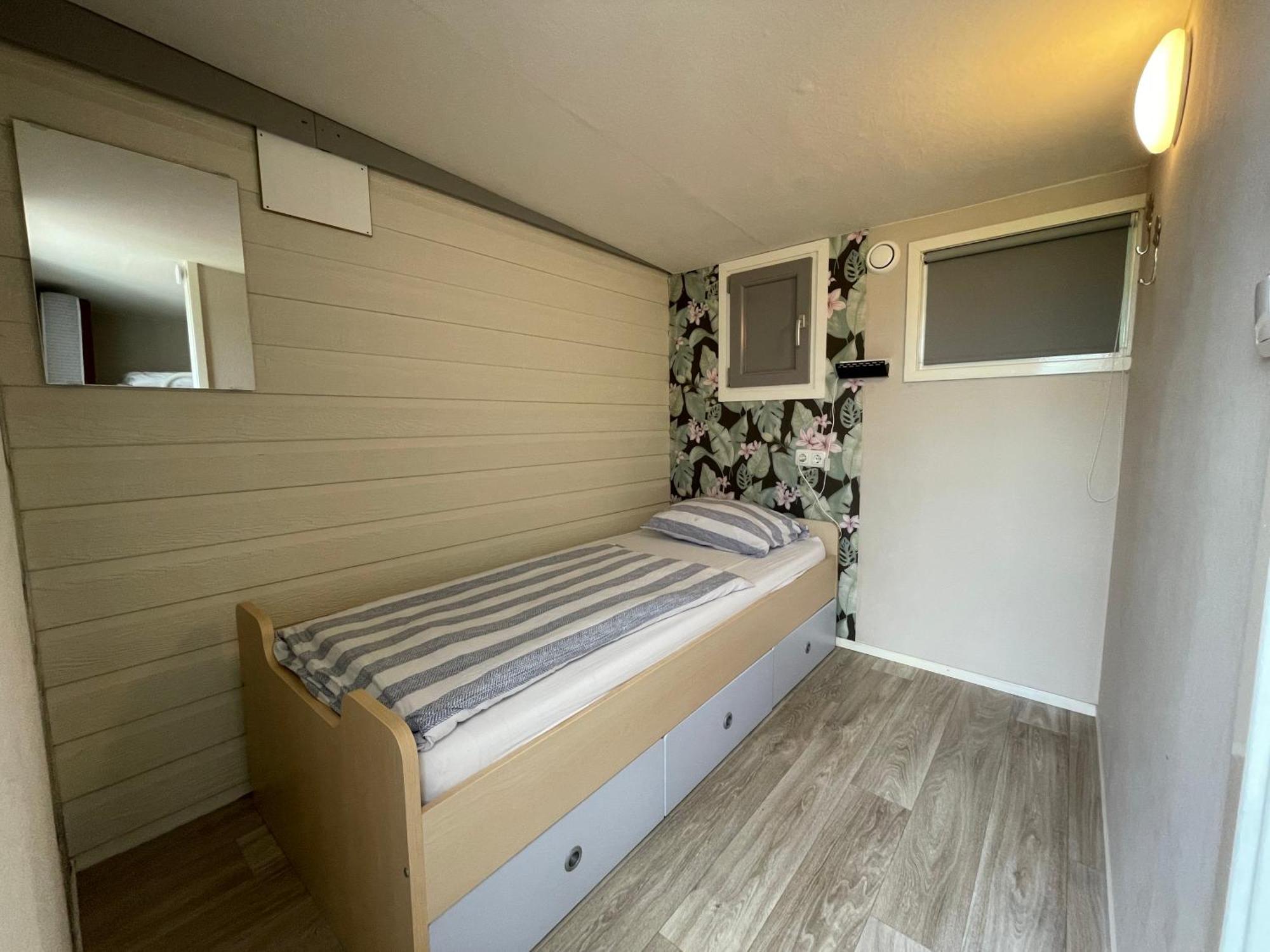 Luxe Chalet Friesland I14 - 5 Pers Westergeest Bagian luar foto